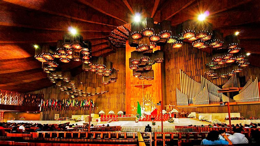 BASÍLICA DE GUADALUPE INTERIOR